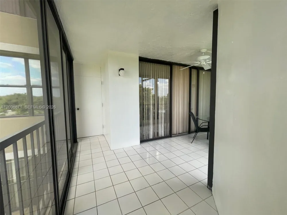 16300 Golf Club Rd #508 Weston, FL 33326