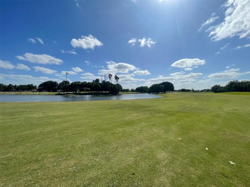 16300 Golf Club Rd #508 Weston, FL 33326