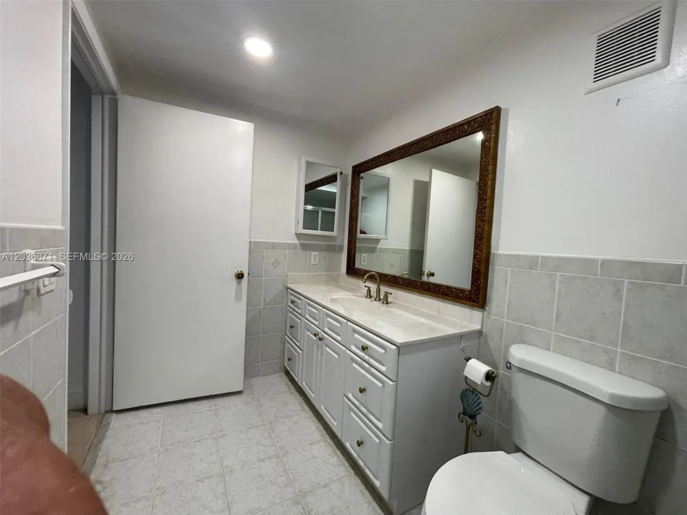 16300 Golf Club Rd #508 Weston, FL 33326