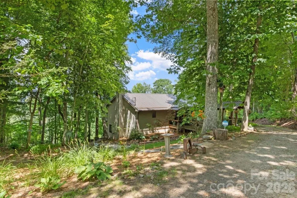 1355 Moonshine Mountain Road #32 Burnsville, NC 28714