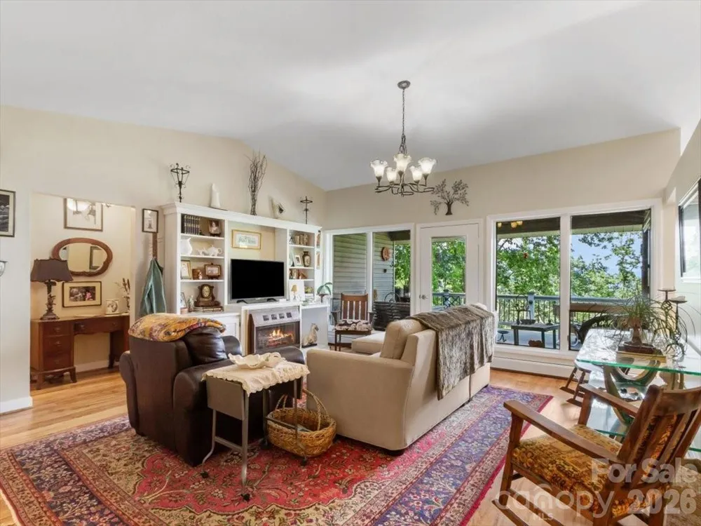 1355 Moonshine Mountain Road #32 Burnsville, NC 28714