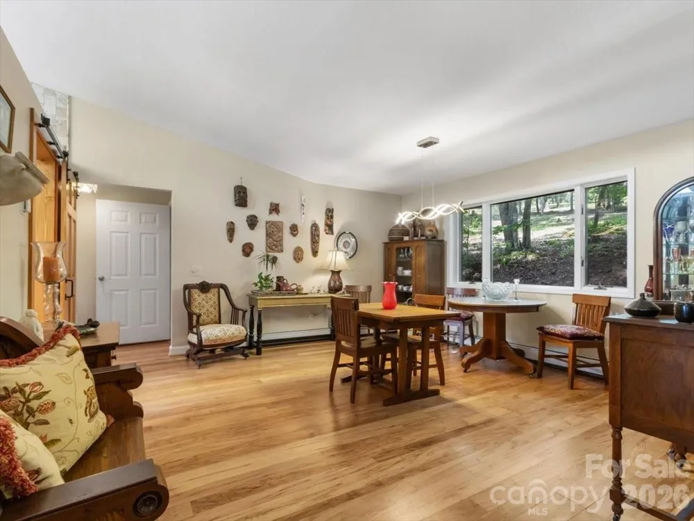 1355 Moonshine Mountain Road #32 Burnsville, NC 28714