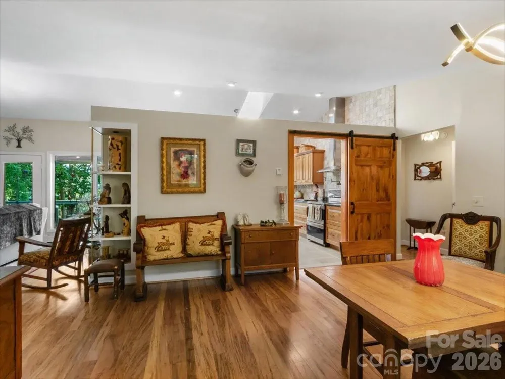1355 Moonshine Mountain Road #32 Burnsville, NC 28714
