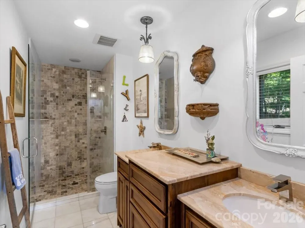 1355 Moonshine Mountain Road #32 Burnsville, NC 28714