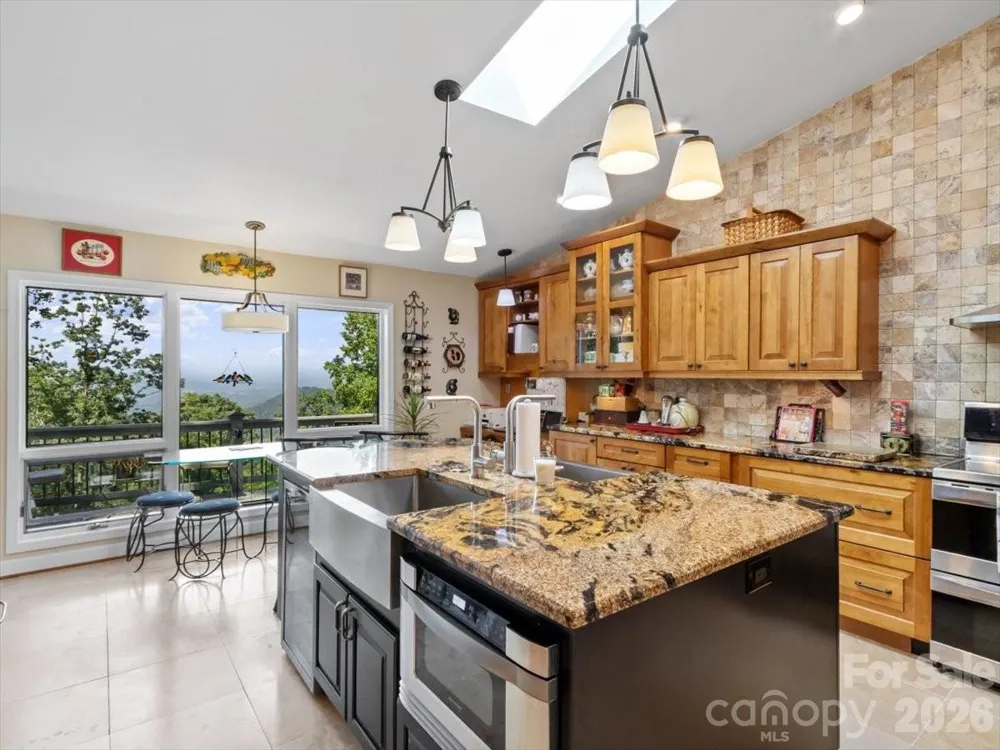 1355 Moonshine Mountain Road #32 Burnsville, NC 28714