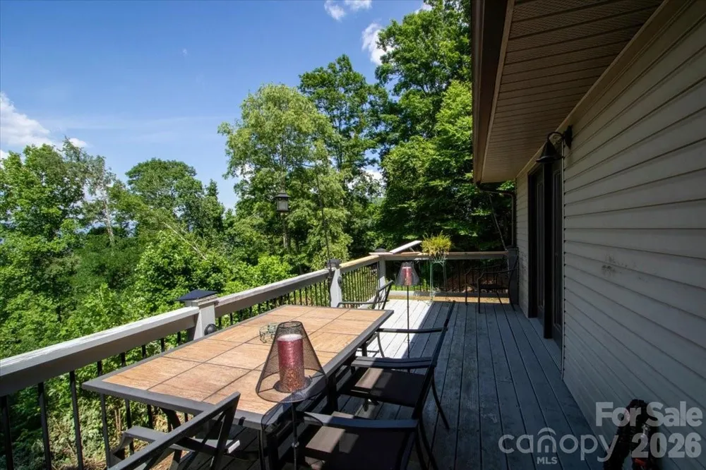 1355 Moonshine Mountain Road #32 Burnsville, NC 28714
