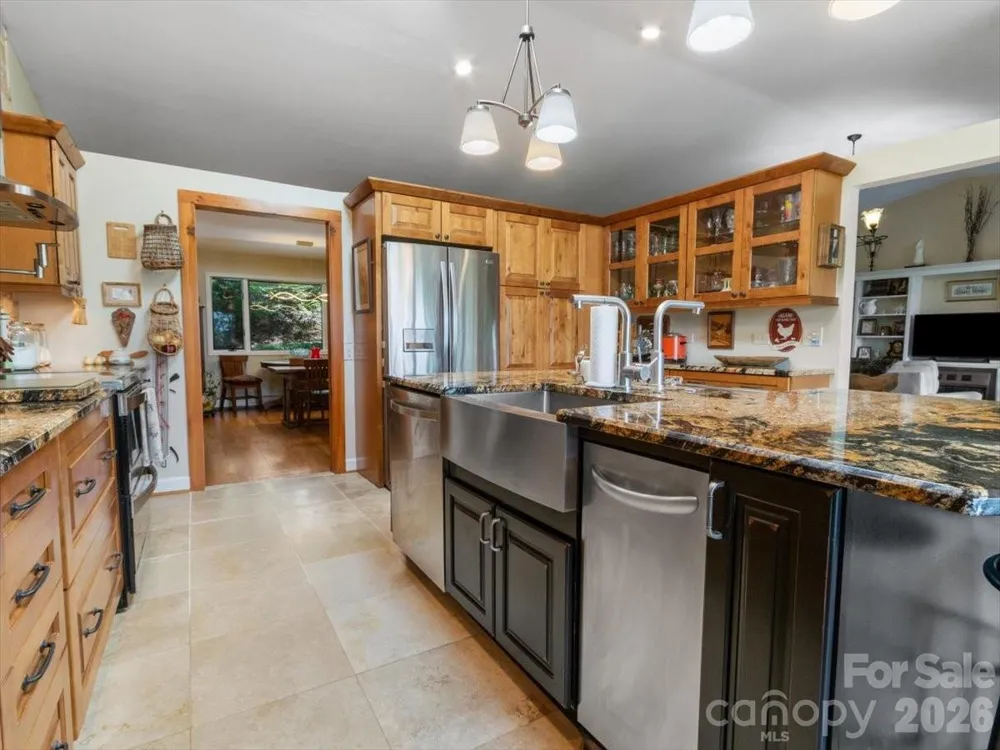 1355 Moonshine Mountain Road #32 Burnsville, NC 28714