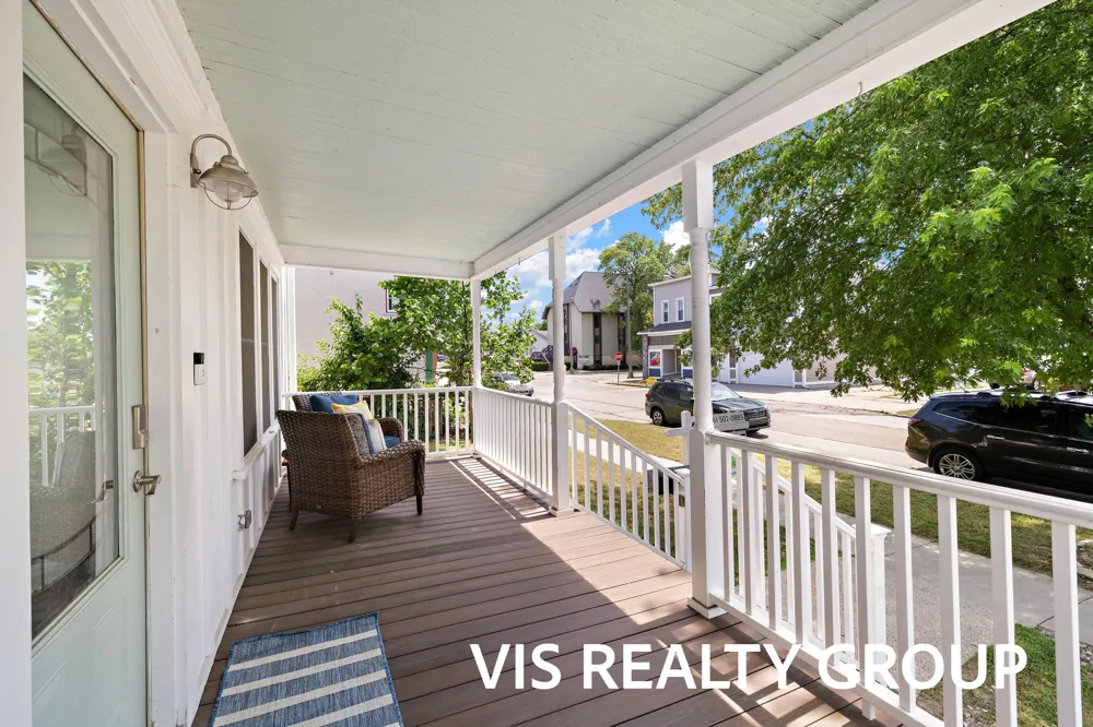 627 Fulton Avenue Grand Haven City, MI 49417