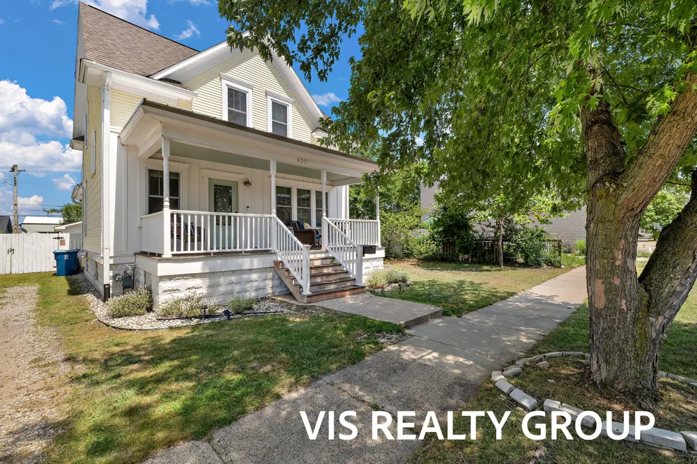 627 Fulton Avenue Grand Haven City, MI 49417