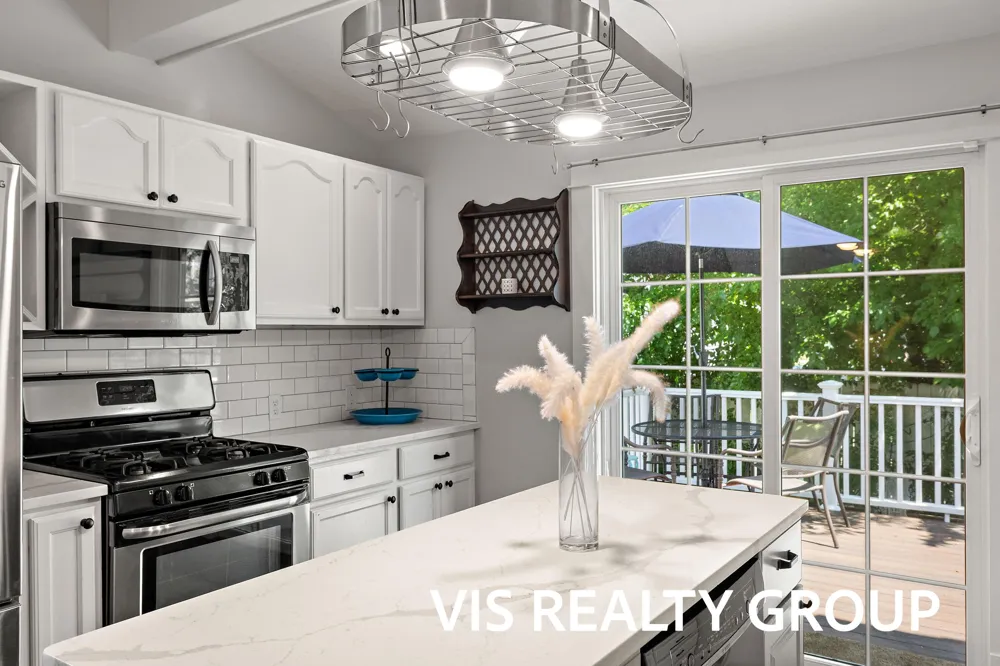 627 Fulton Avenue Grand Haven City, MI 49417