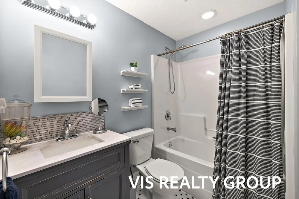 627 Fulton Avenue Grand Haven City, MI 49417
