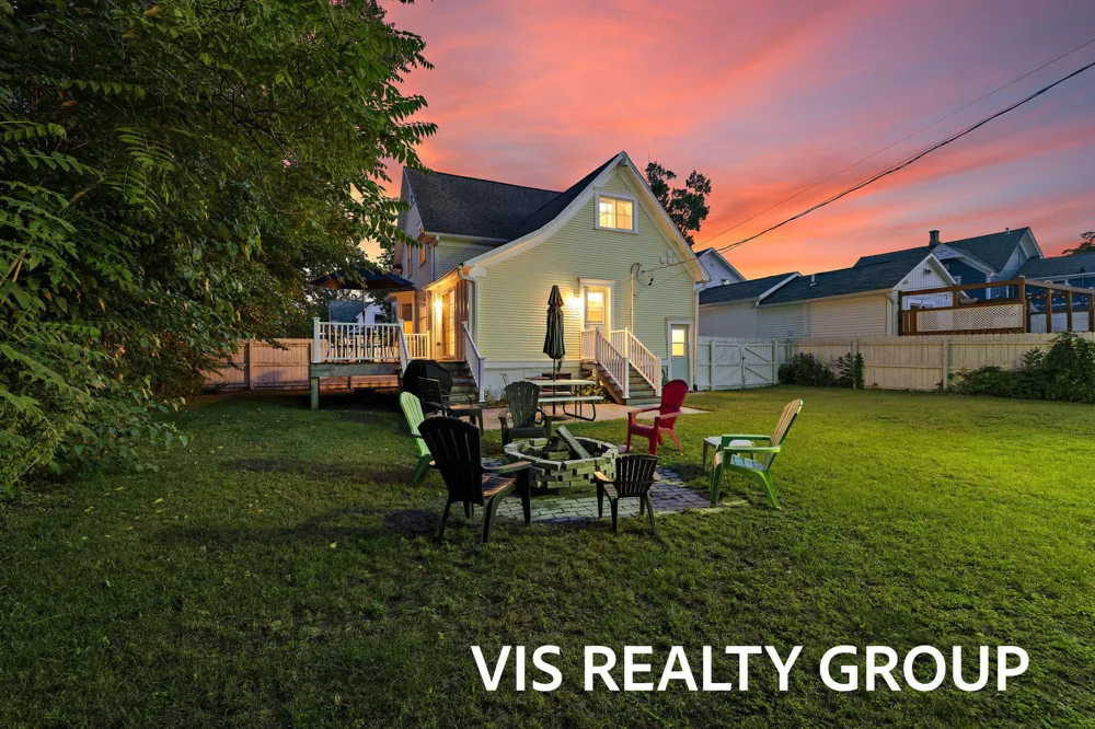 627 Fulton Avenue Grand Haven City, MI 49417