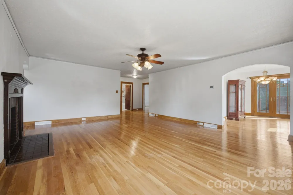 108 Patton Avenue Canton, NC 28716