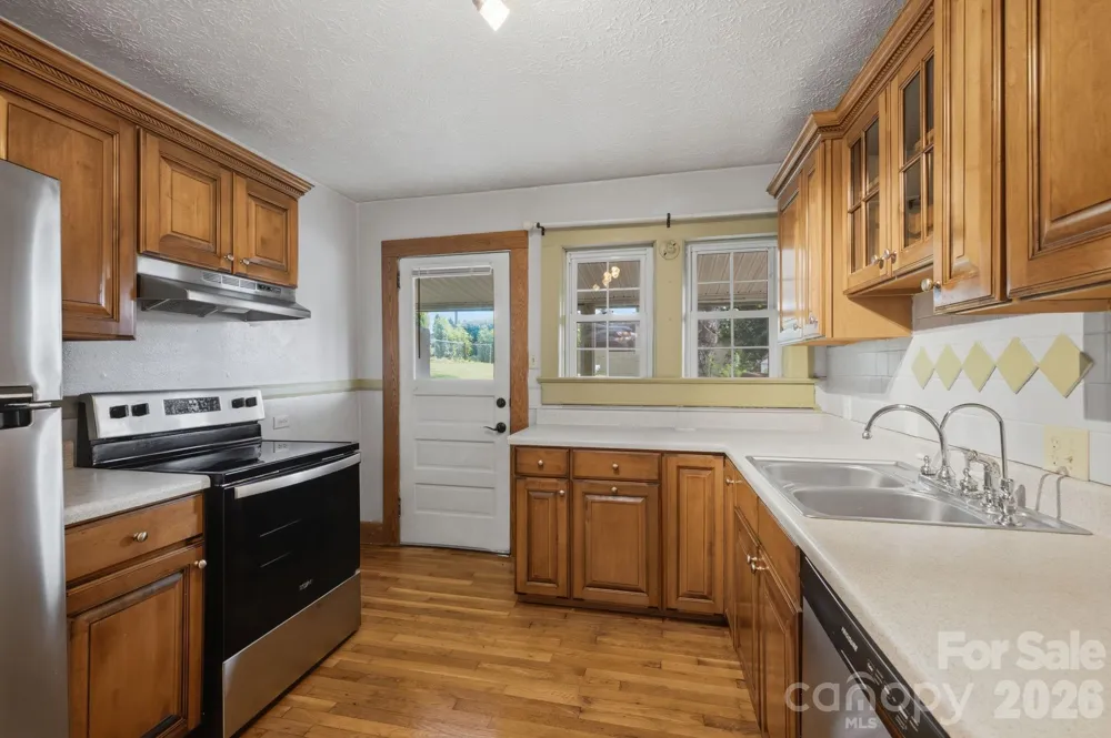 108 Patton Avenue Canton, NC 28716