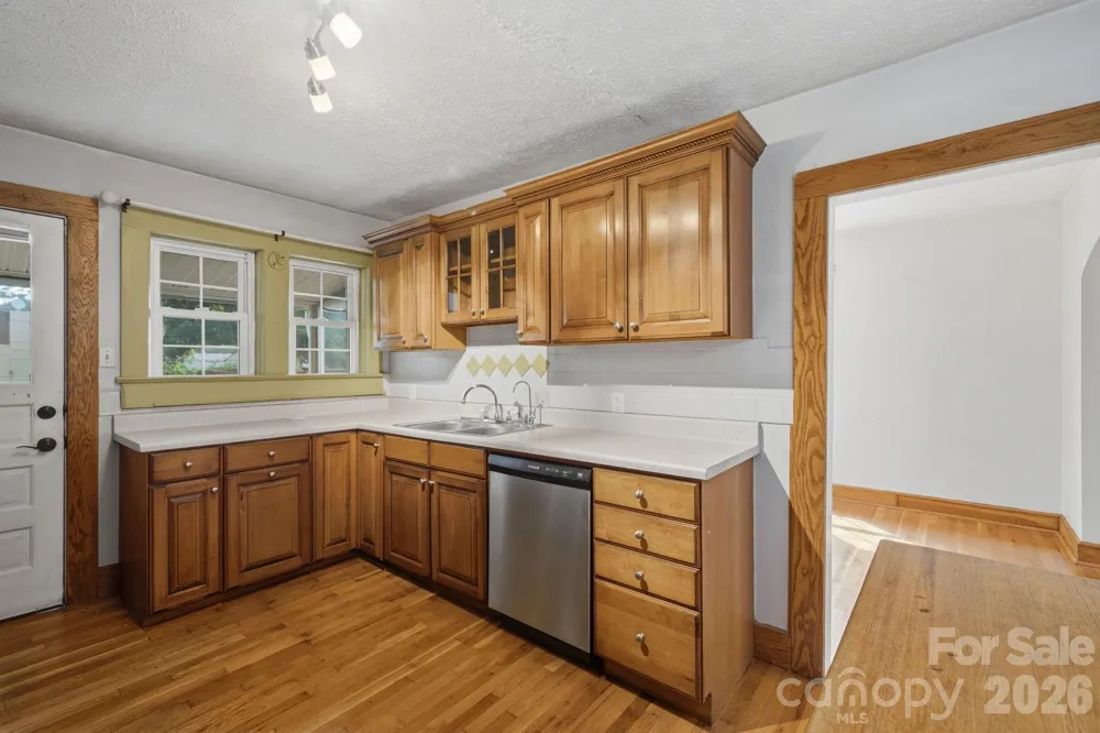 108 Patton Avenue Canton, NC 28716