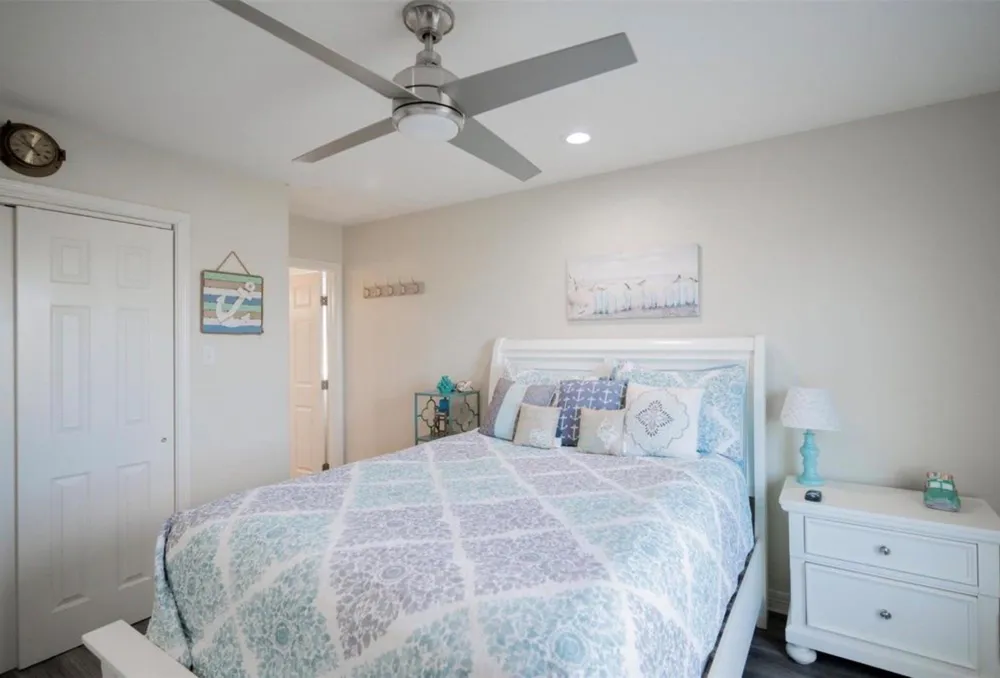 12919 Coronado Drive Freeport, TX 77541