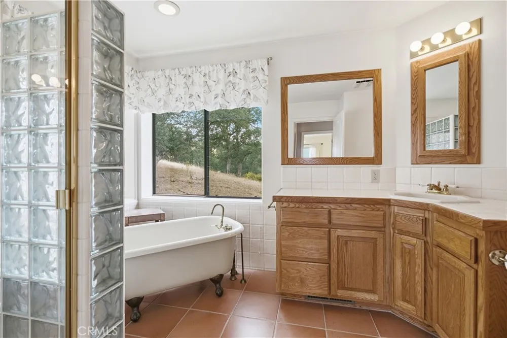22560 Adobe Road Red Bluff, CA 96080