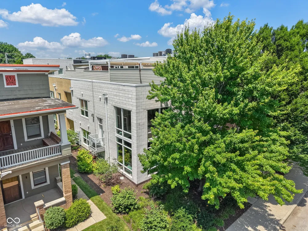 932 Broadway Street #1 Indianapolis, IN 46202