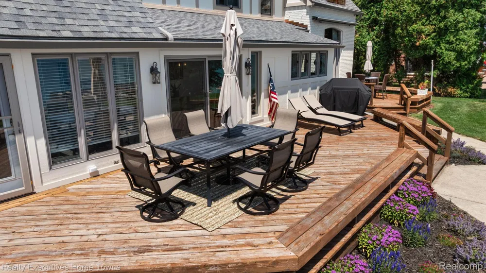 8308 Lakeshore Burtchville Township, MI 48059