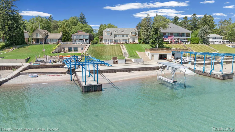 8308 Lakeshore Burtchville Township, MI 48059
