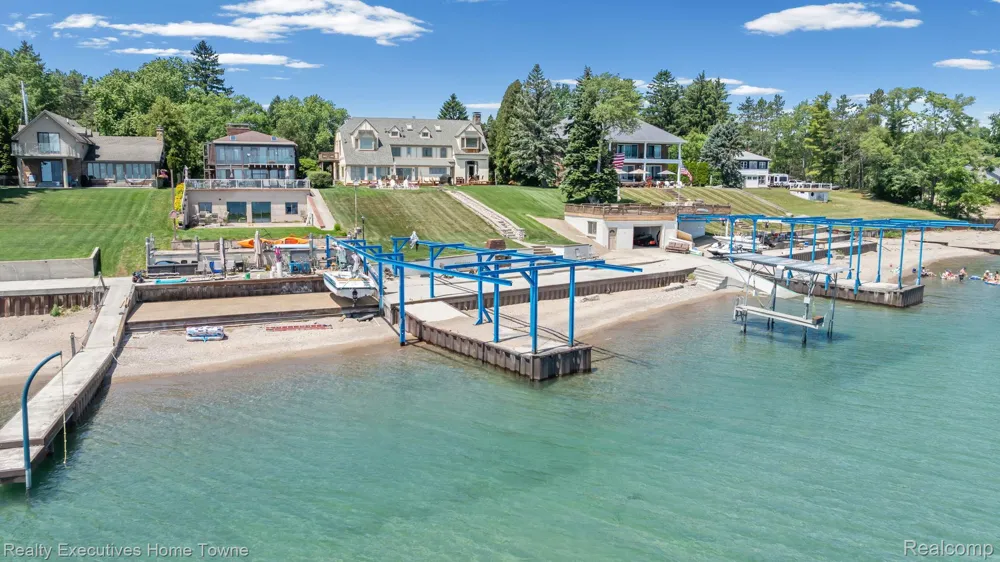 8308 Lakeshore Burtchville Township, MI 48059