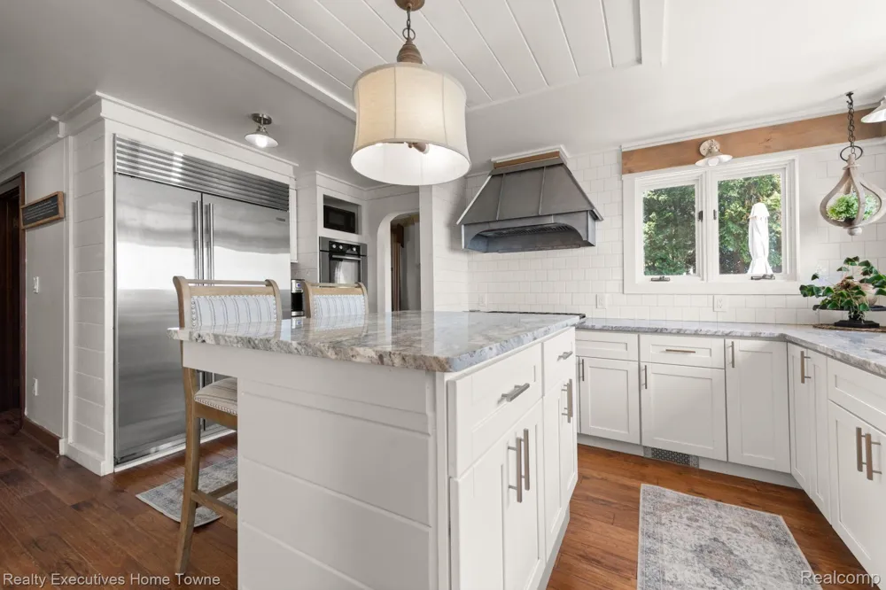 8308 Lakeshore Burtchville Township, MI 48059