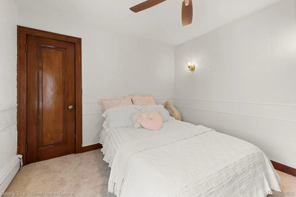 8308 Lakeshore Burtchville Township, MI 48059