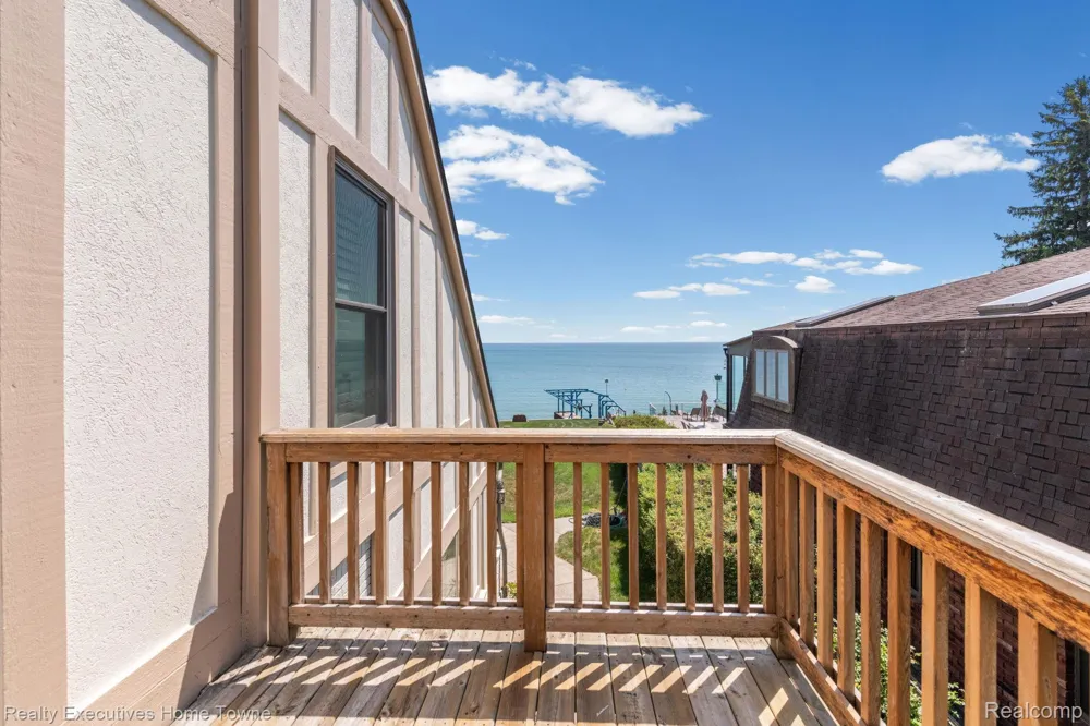 8308 Lakeshore Burtchville Township, MI 48059