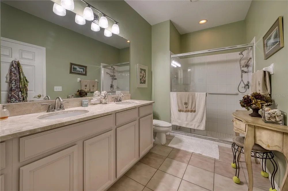 4019 CASCADE FALLS DRIVE Sarasota, FL 34243