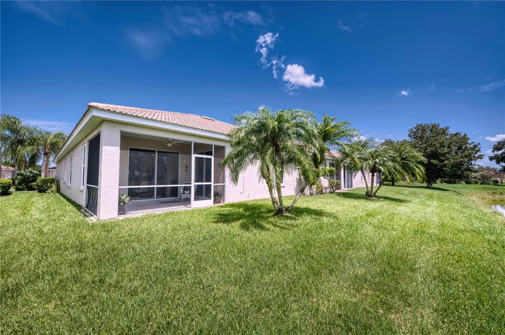 4019 CASCADE FALLS DRIVE Sarasota, FL 34243