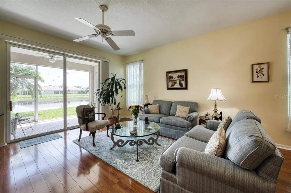 4019 CASCADE FALLS DRIVE Sarasota, FL 34243