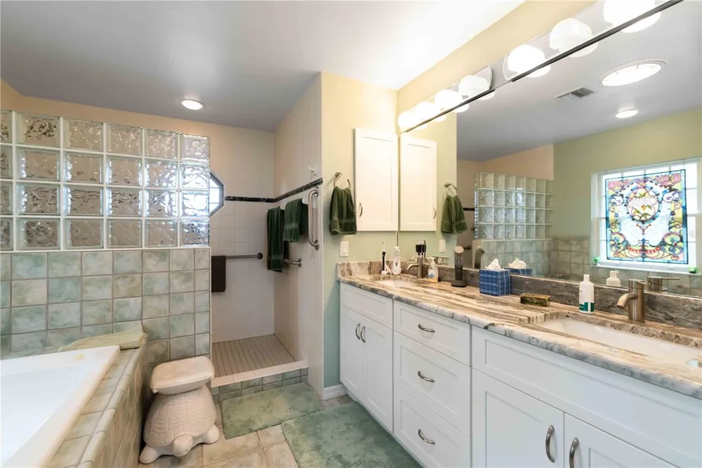 7795 MANASOTA KEY ROAD Englewood, FL 34223