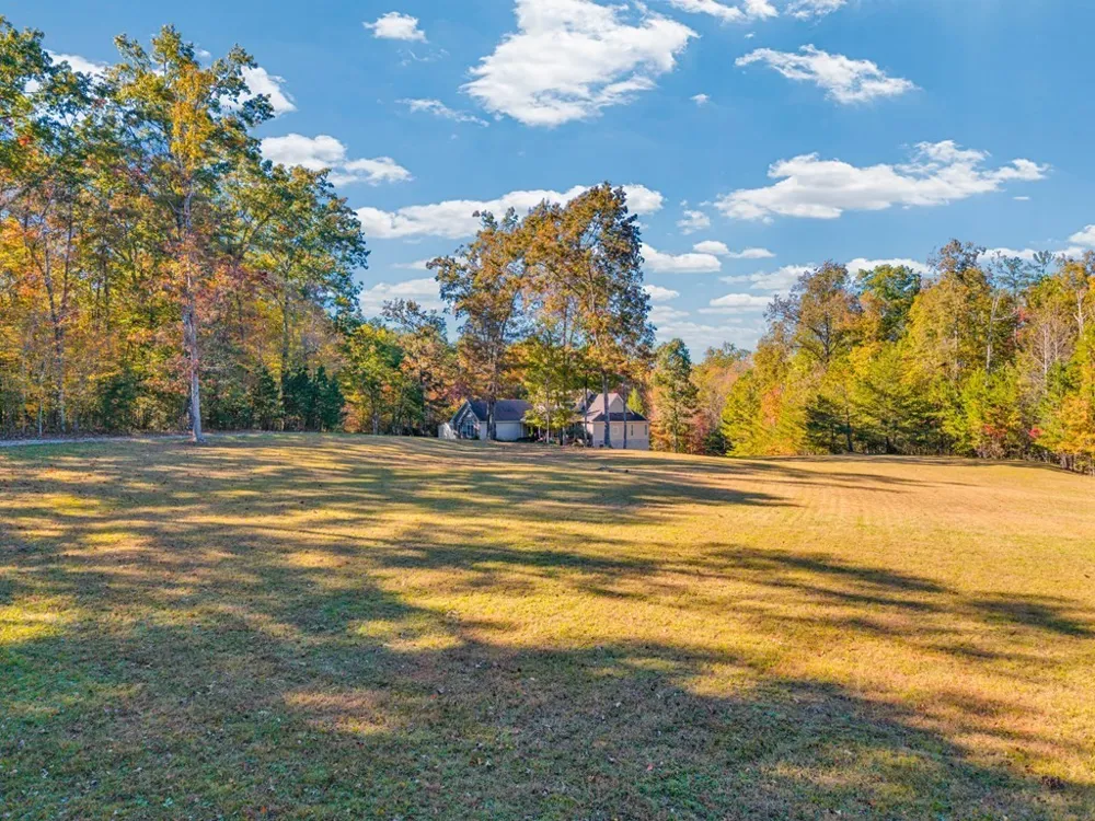 700 Falls Rd Monterey, TN 38574
