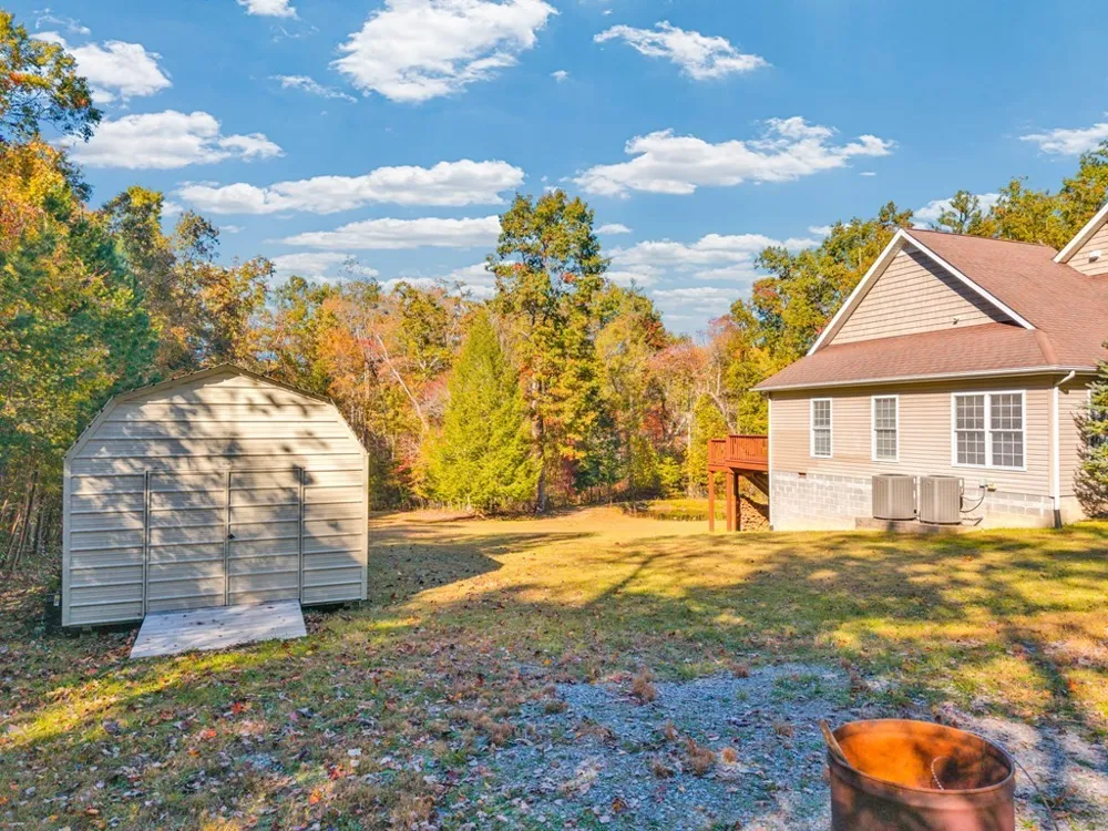 700 Falls Rd Monterey, TN 38574