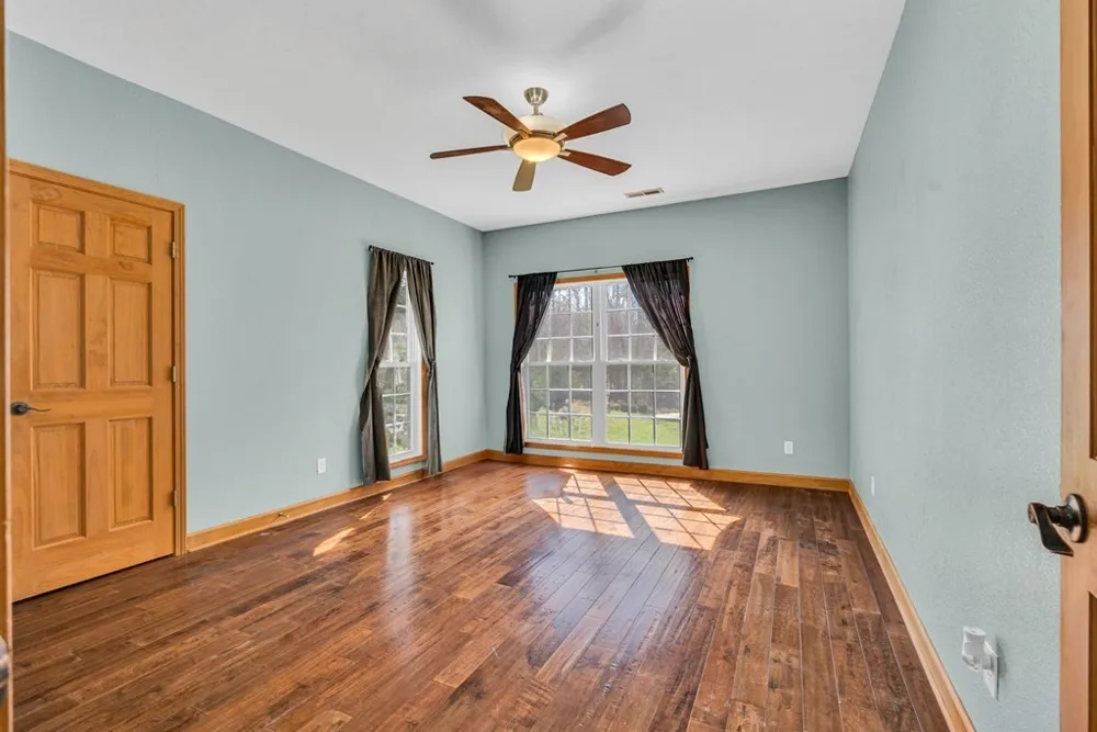 700 Falls Rd Monterey, TN 38574