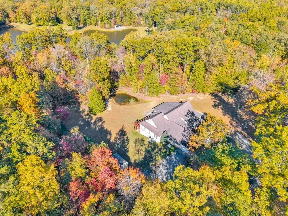 700 Falls Rd Monterey, TN 38574