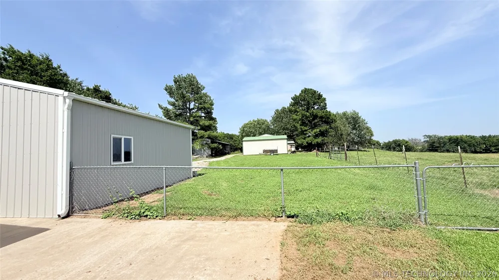 13745 E 223rd Street S Webbers Falls, OK 74470