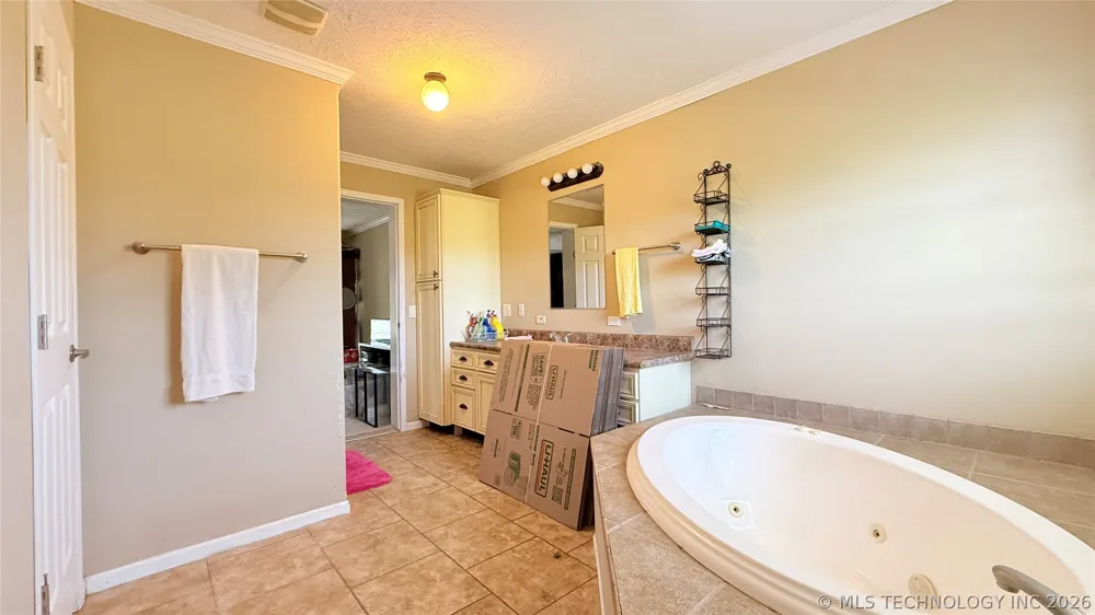 13745 E 223rd Street S Webbers Falls, OK 74470