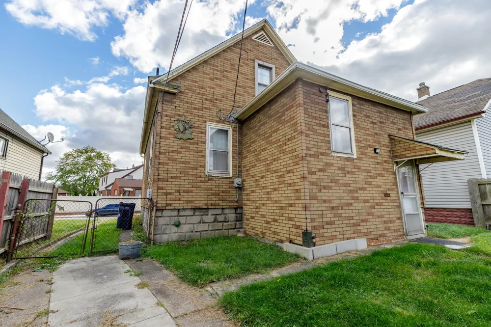 360 Burke Street River Rouge City, MI 48218