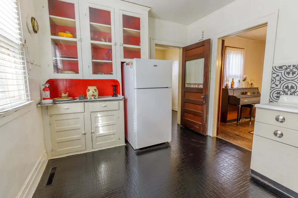 360 Burke Street River Rouge City, MI 48218