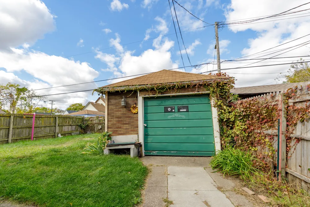 360 Burke Street River Rouge City, MI 48218