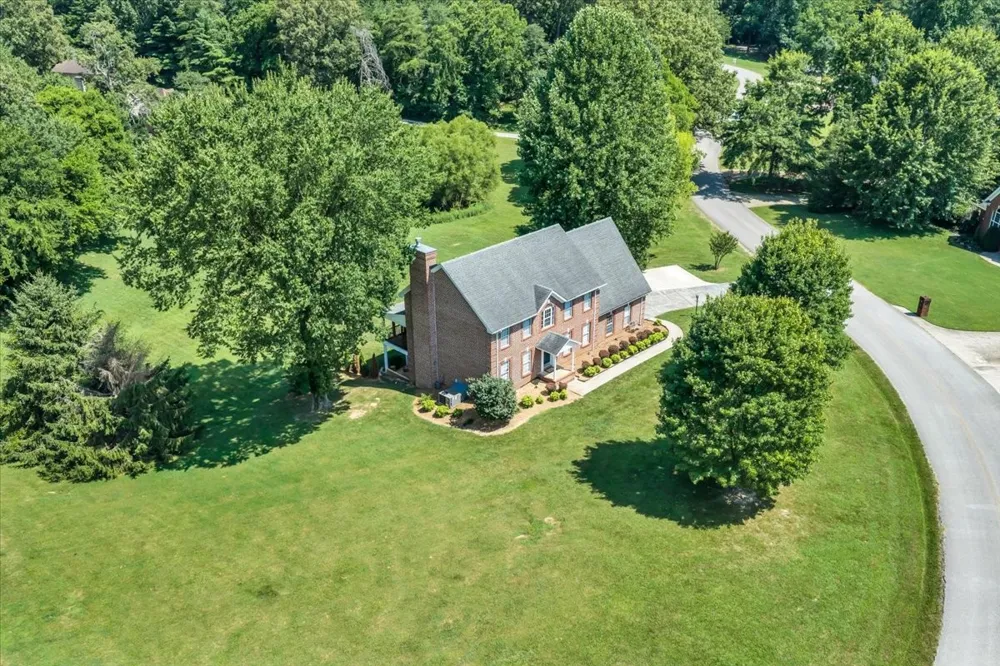 141 W Laurel Ave McMinnville, TN 37110