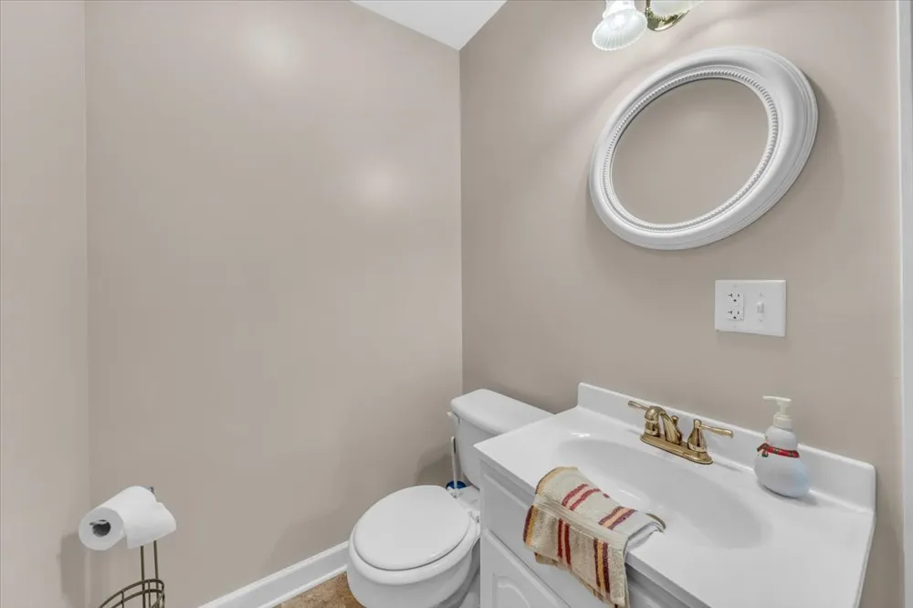 141 W Laurel Ave McMinnville, TN 37110