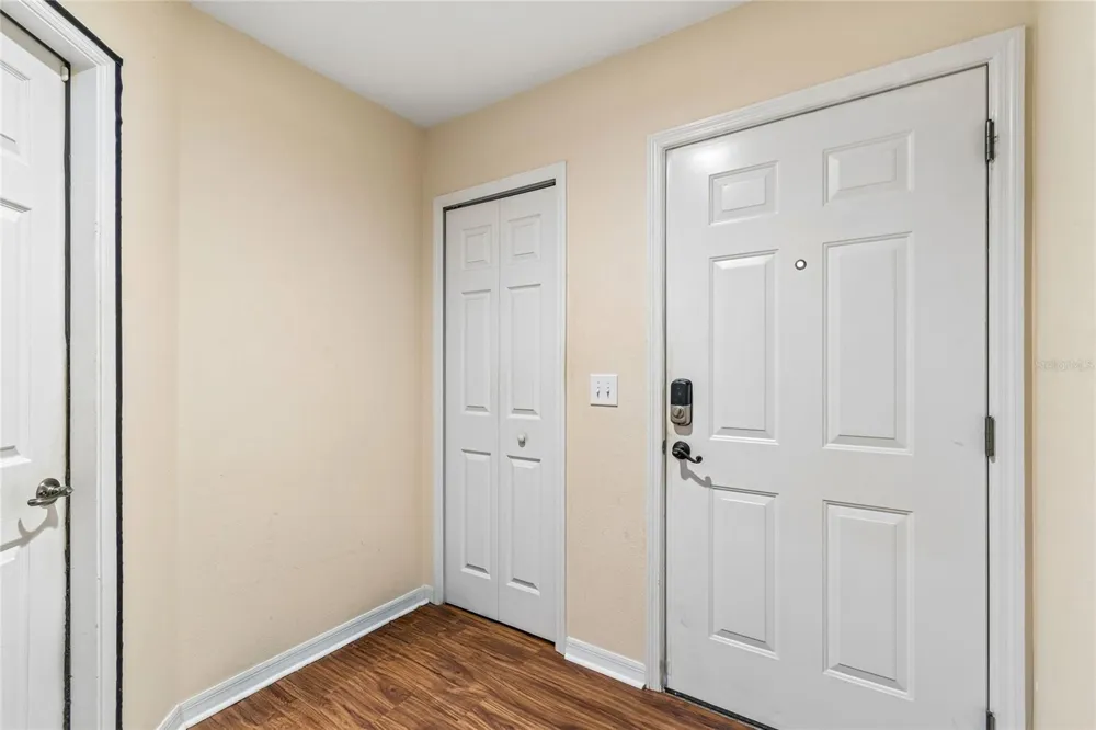 21041 SUNPOINT WAY #201 Lutz, FL 33558