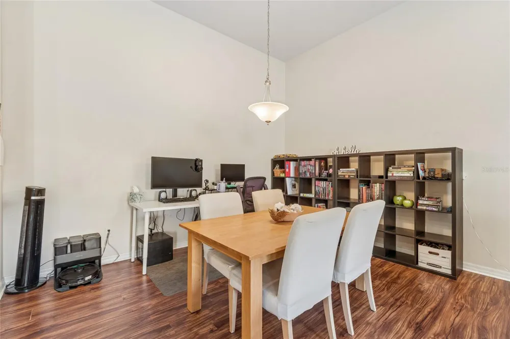 21041 SUNPOINT WAY #201 Lutz, FL 33558