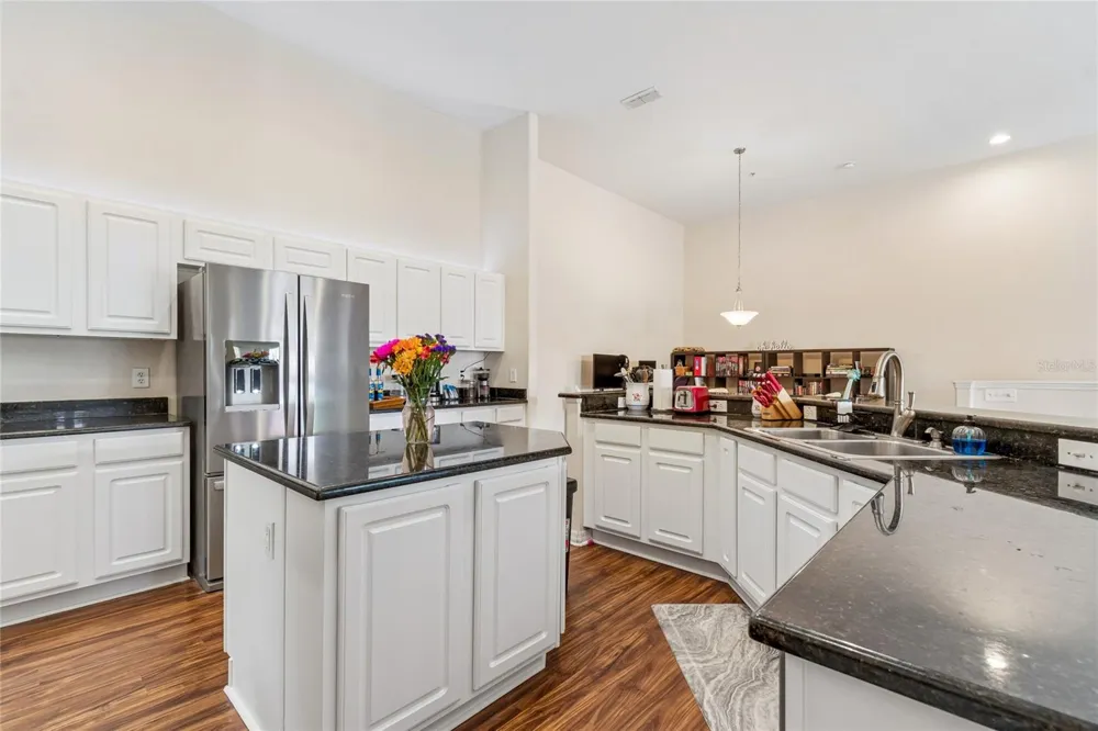 21041 SUNPOINT WAY #201 Lutz, FL 33558