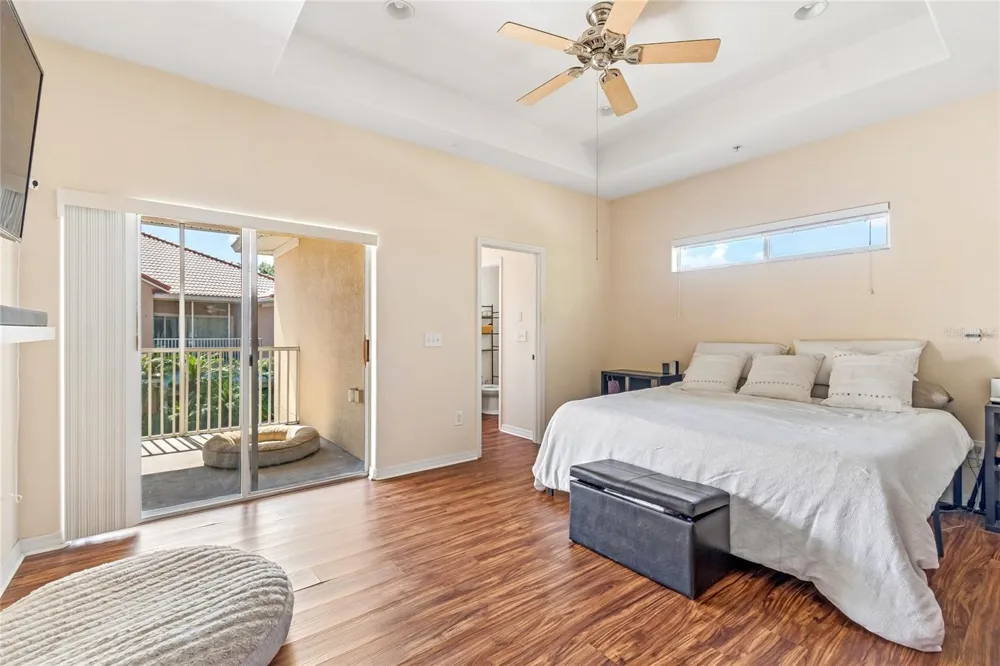 21041 SUNPOINT WAY #201 Lutz, FL 33558