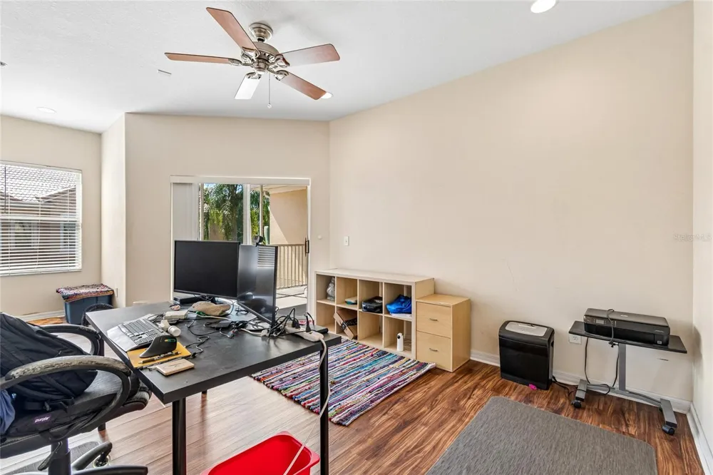 21041 SUNPOINT WAY #201 Lutz, FL 33558