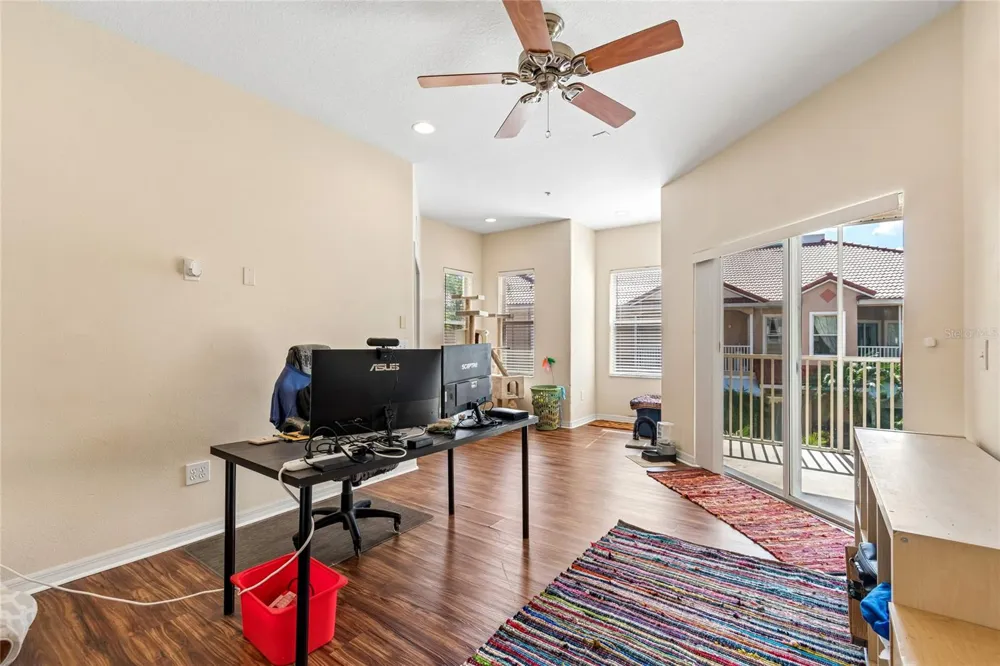 21041 SUNPOINT WAY #201 Lutz, FL 33558