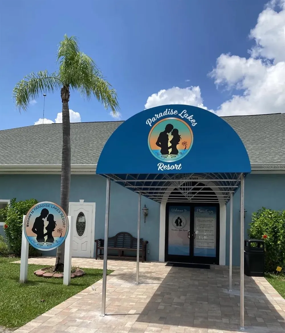 21041 SUNPOINT WAY #201 Lutz, FL 33558